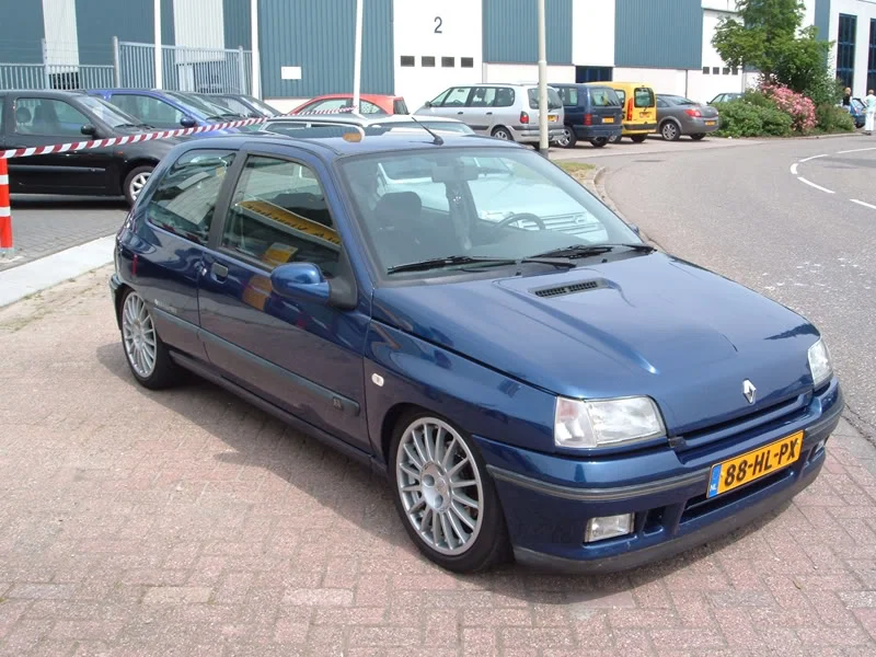 Clio16VRJ.webp