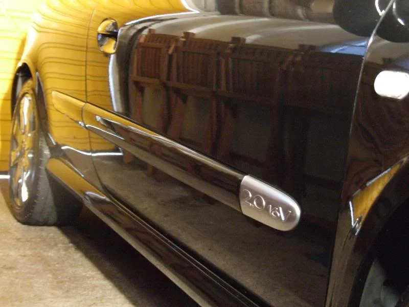 clio17.webp