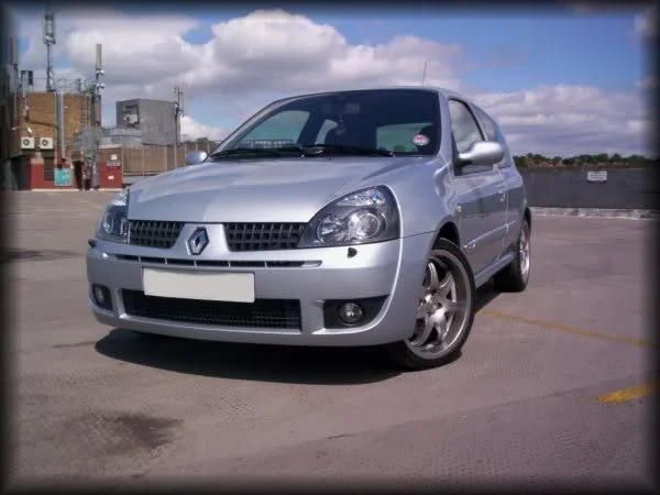 Clio172.webp
