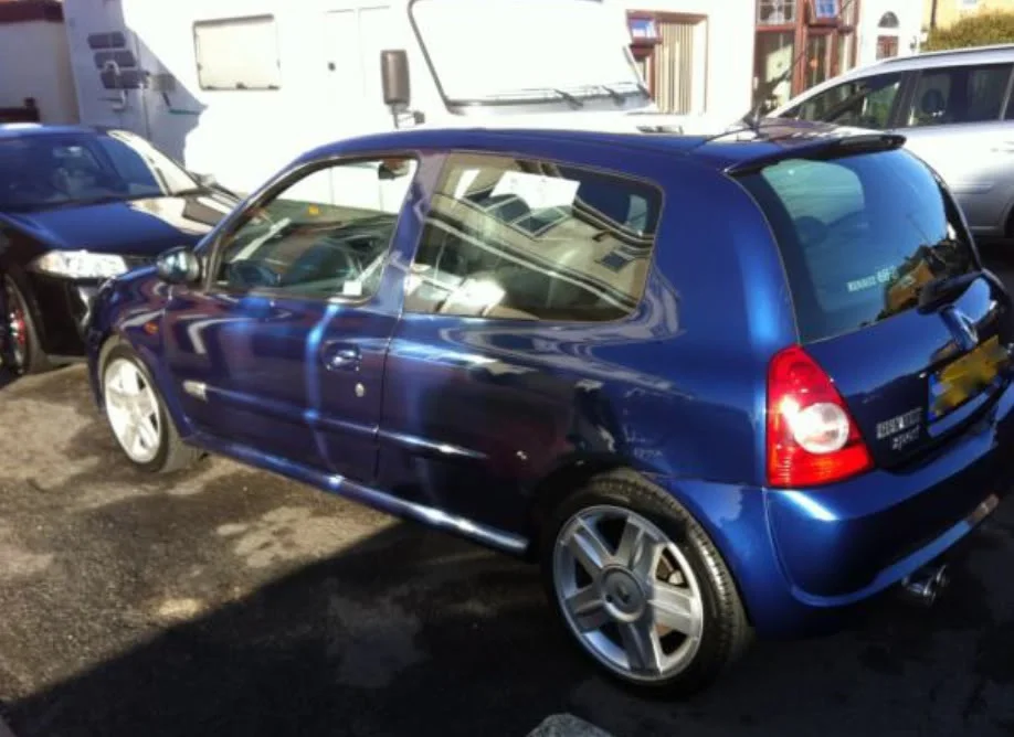 Clio172.webp