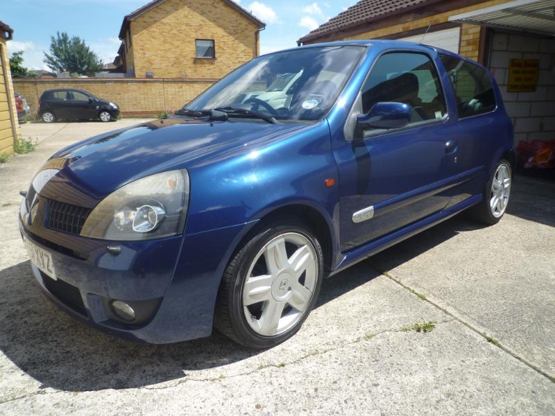 Clio172004.jpg