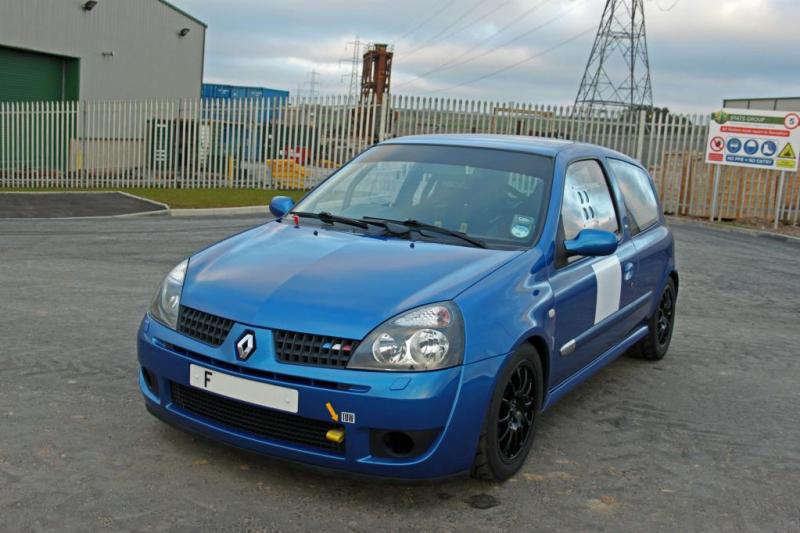 clio172_02.jpg