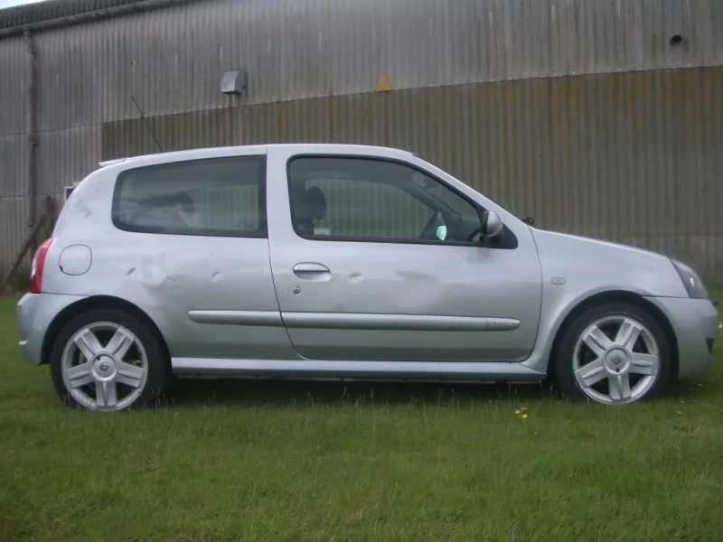 clio172iceburg009.webp