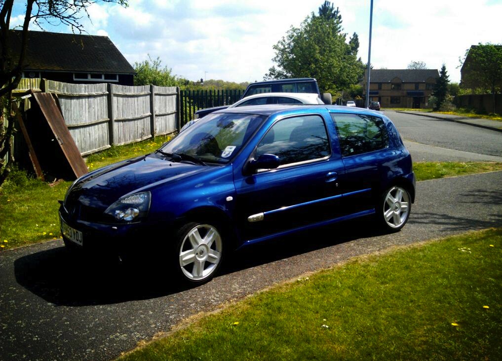 Clio172Sunny.jpg