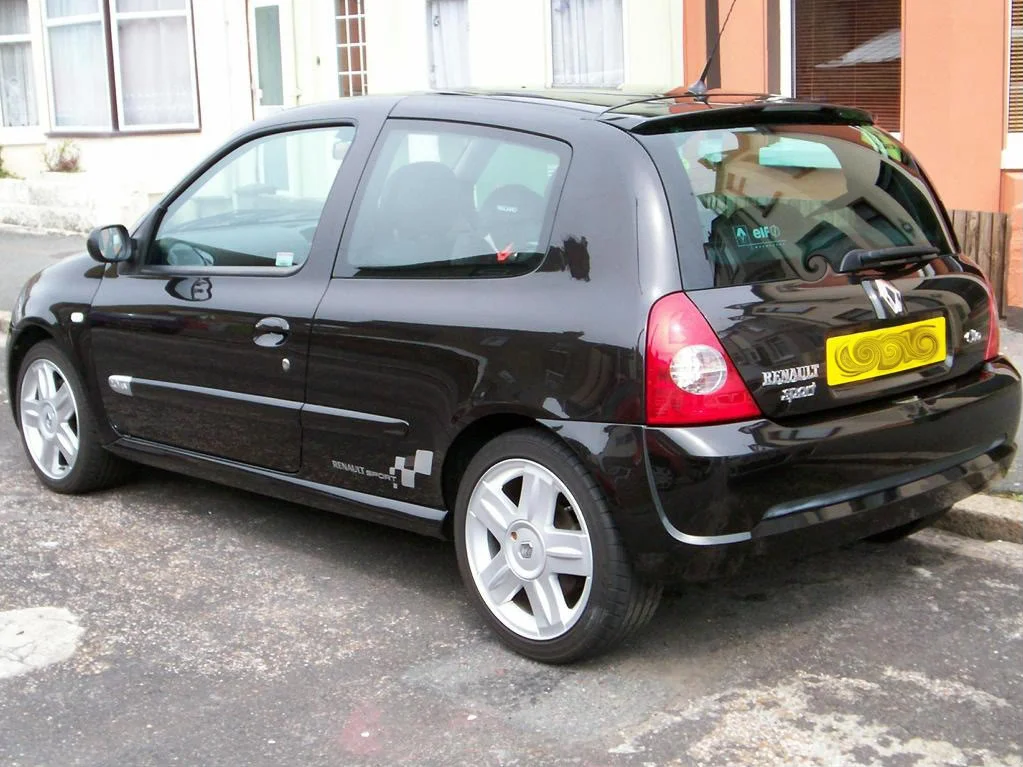 clio172vinylsapplied160808003.webp