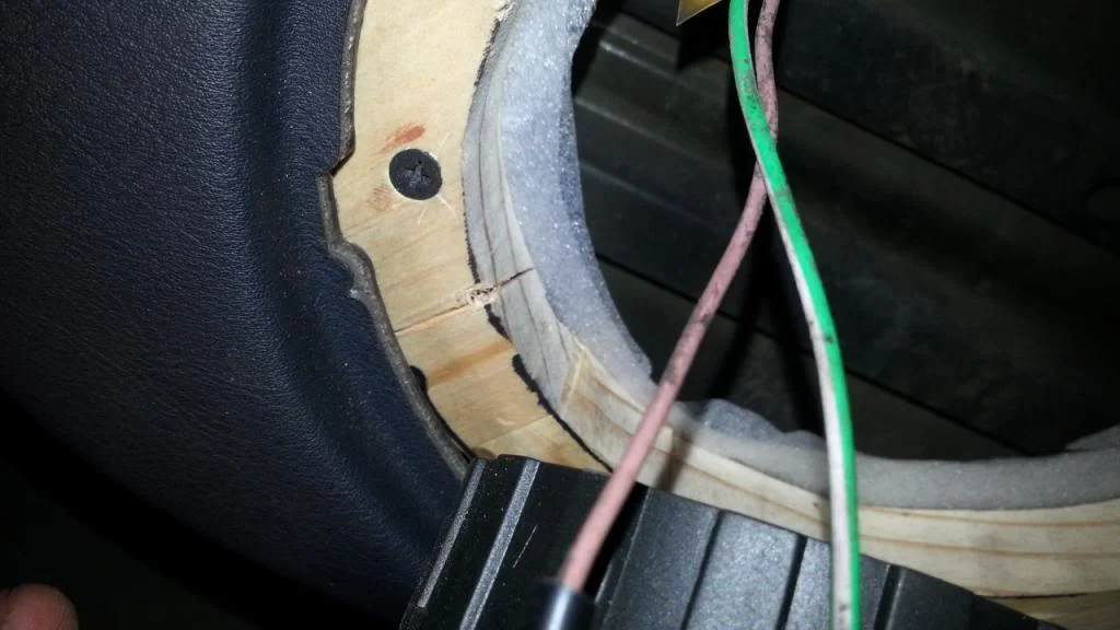 Clio182-CabasseWiring-FrontRightDoor_zps4bf9fdcc.webp