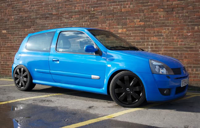 clio182.jpg