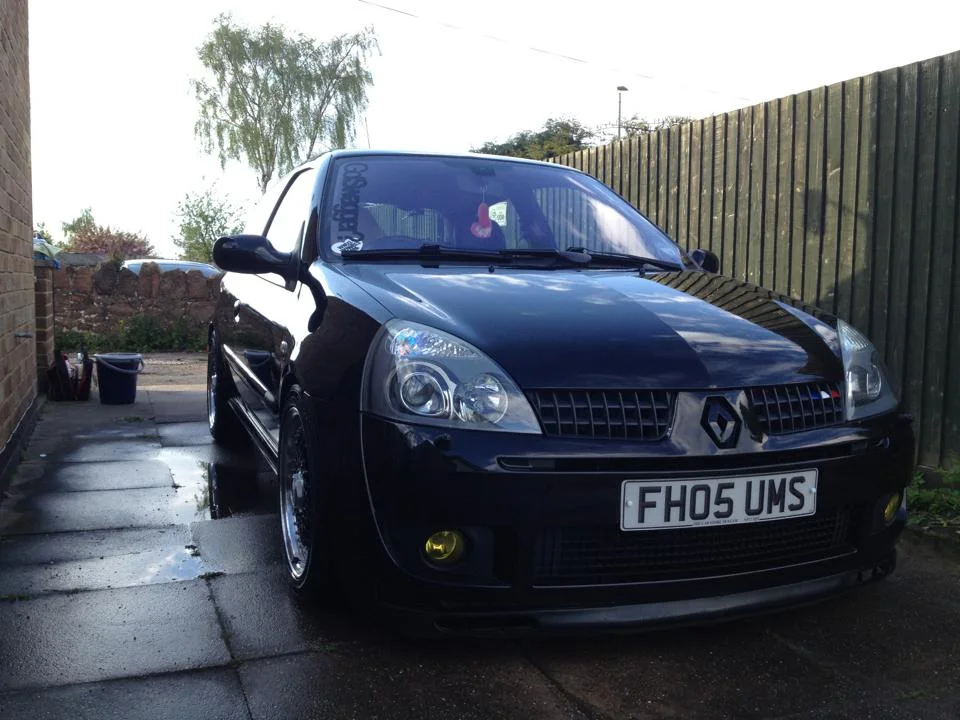 clio182.webp