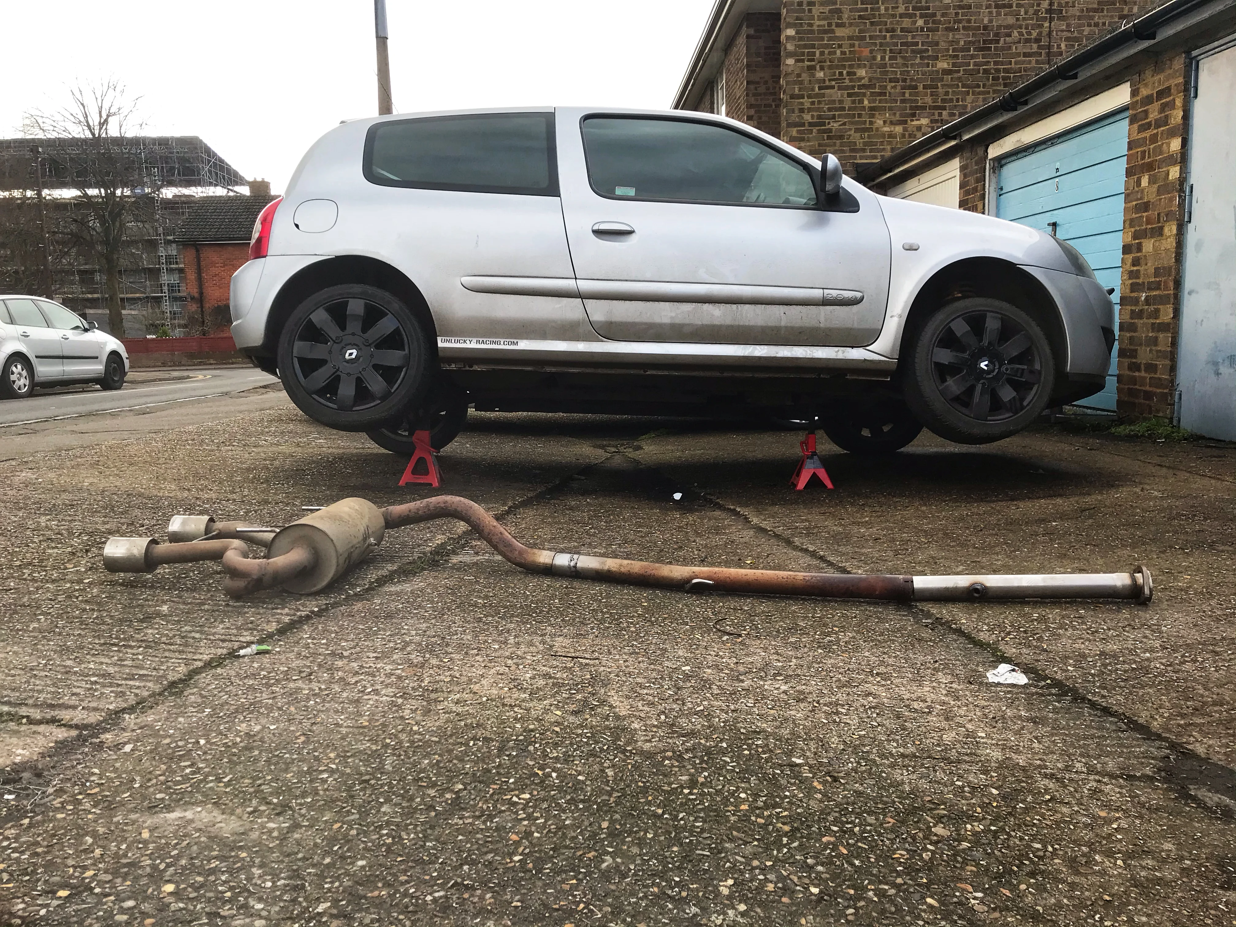clio182.webp