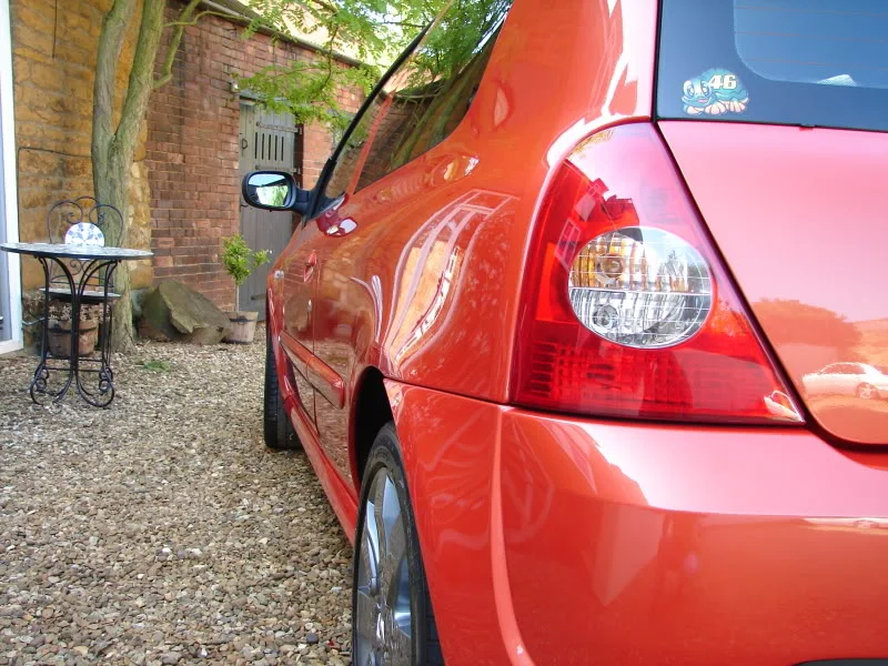 clio182002.webp