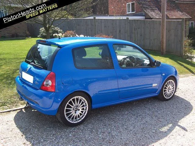 clio18210.webp
