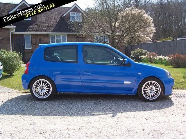 clio18211.webp