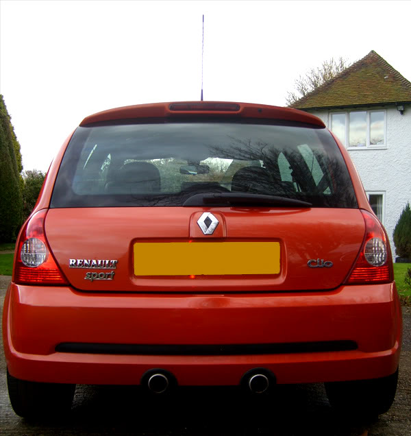 Clio182_1.jpg