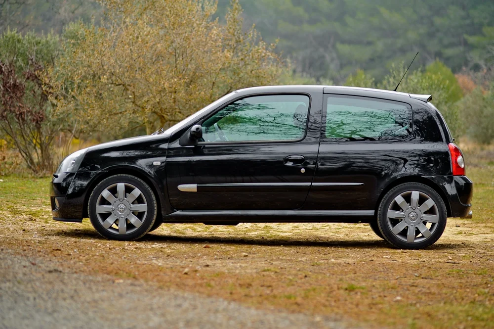 Clio182_10b.webp