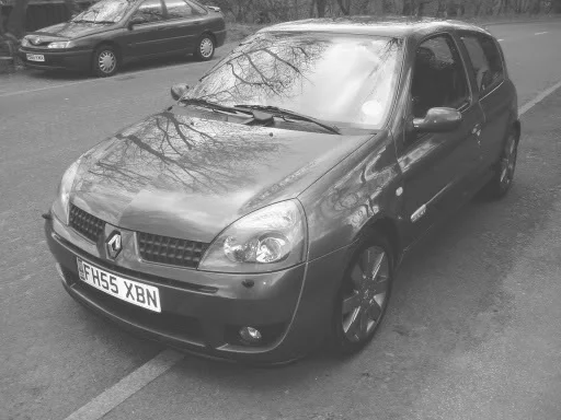 clio182bw3.webp