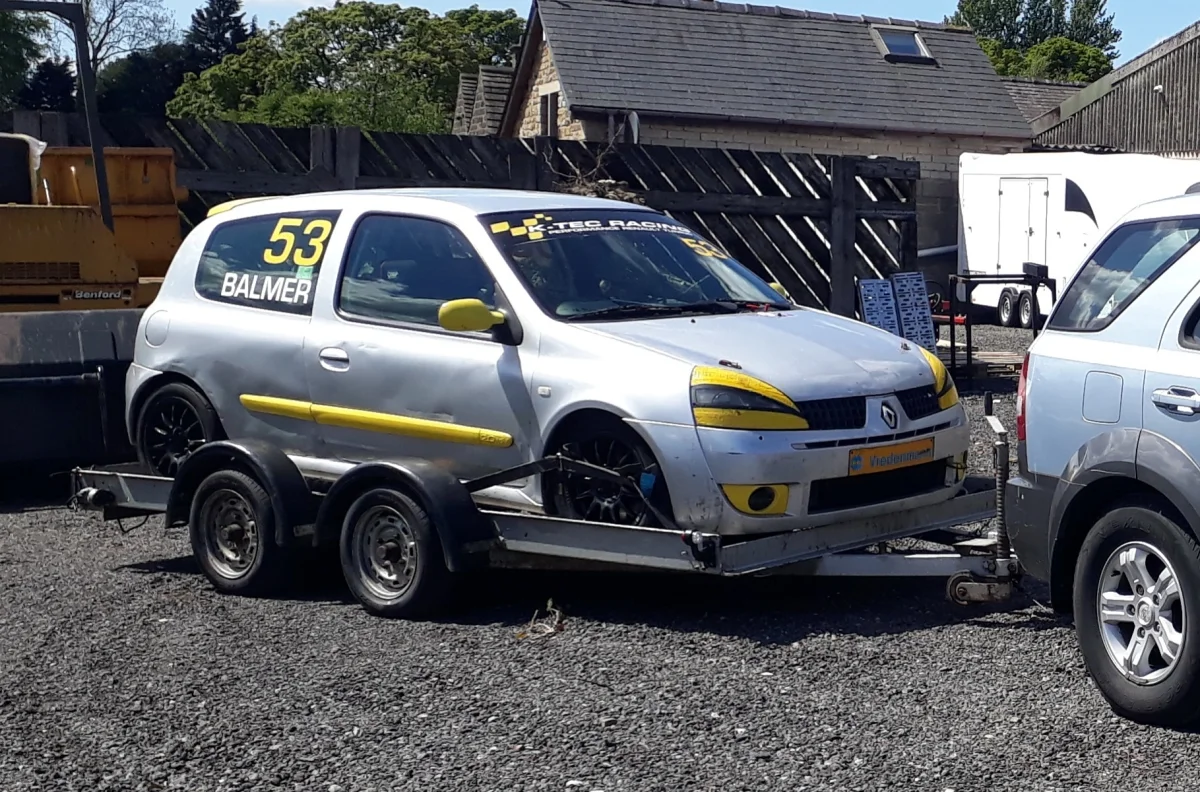 Clio182RaceCollect2.webp