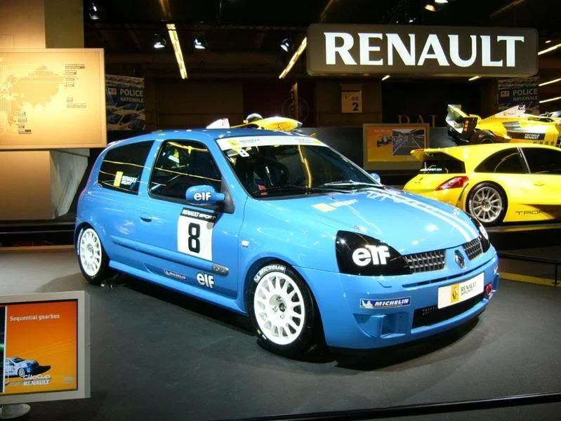Clio182RaceSpec3.webp