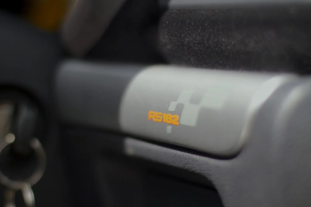 clio182rs182badge_zpse311da87.webp