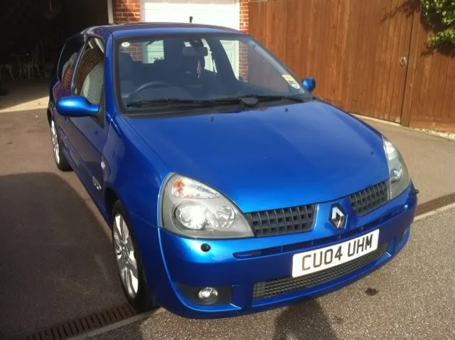 clio183.webp