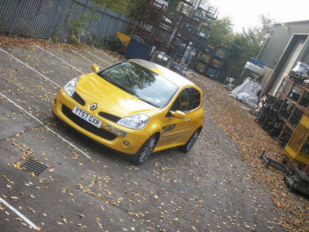 clio19704.jpg