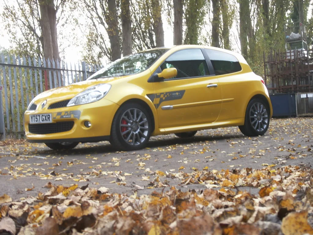 clio19705.webp