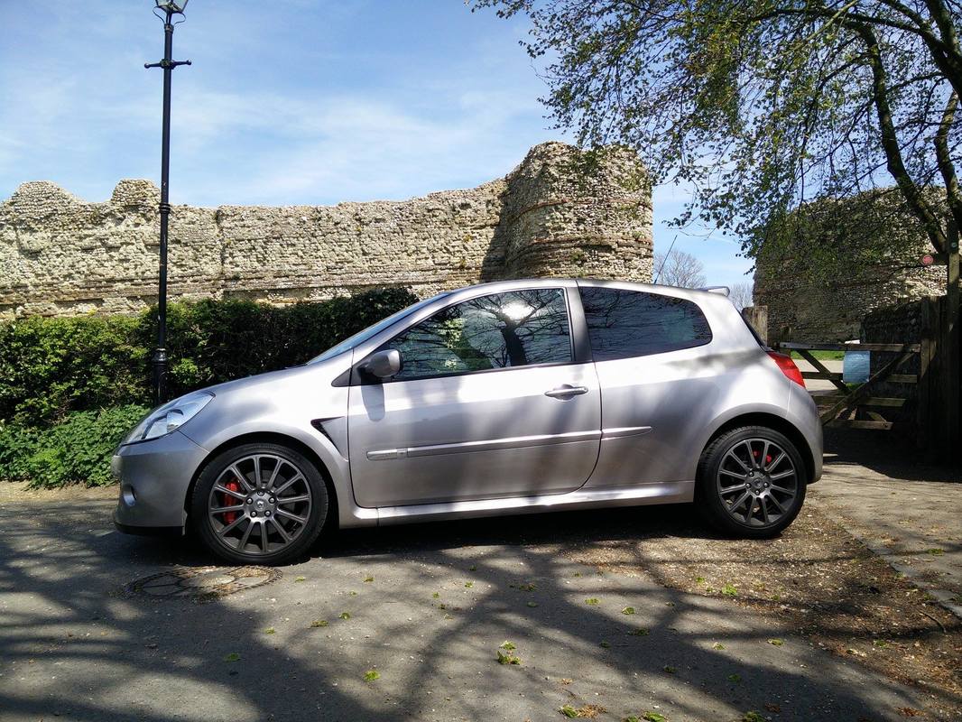 Clio197_7.jpg
