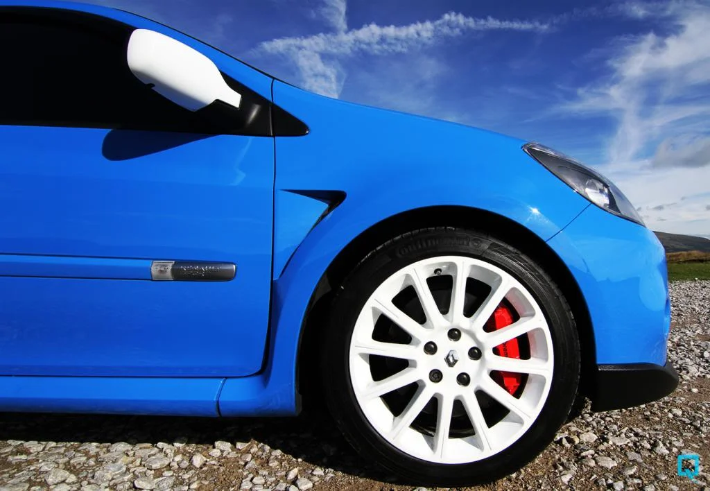 Clio197_SW_Image04_zpsf63bb7d1.webp