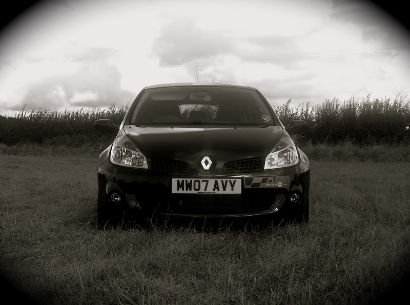 clio197bw.jpg