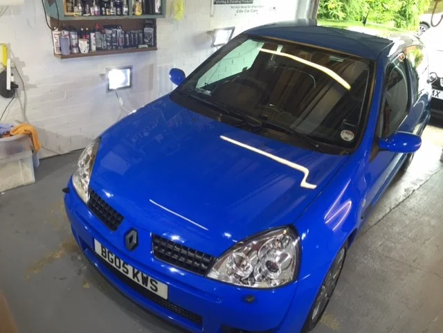 clio1_zps1vxkho27.webp