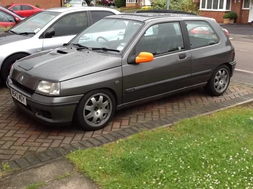 Clio1_zpse95115e5.webp