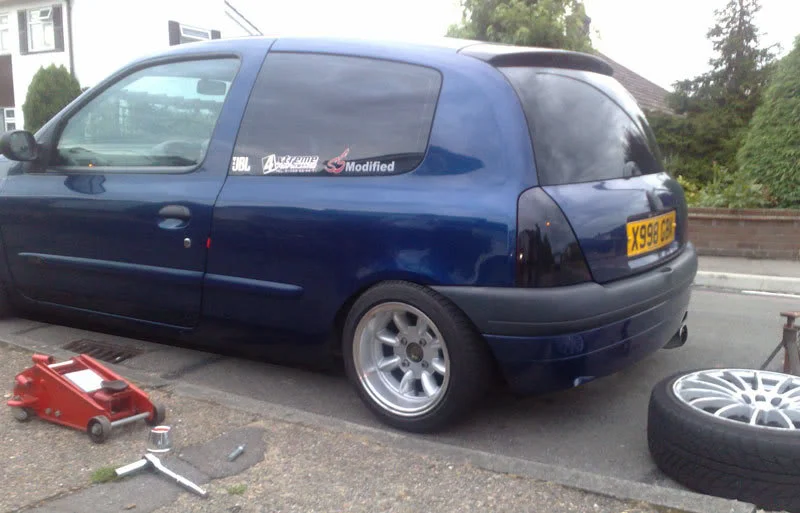 clio1low.webp