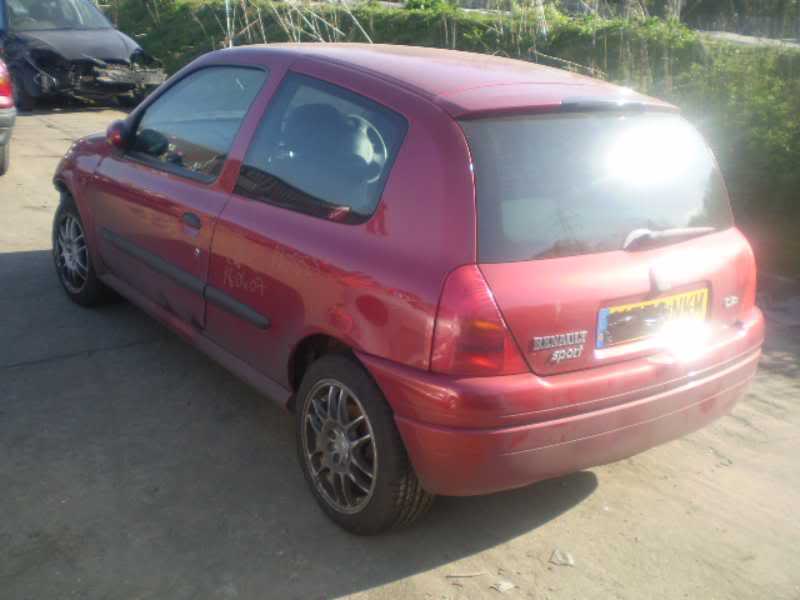 clio2-1.jpg