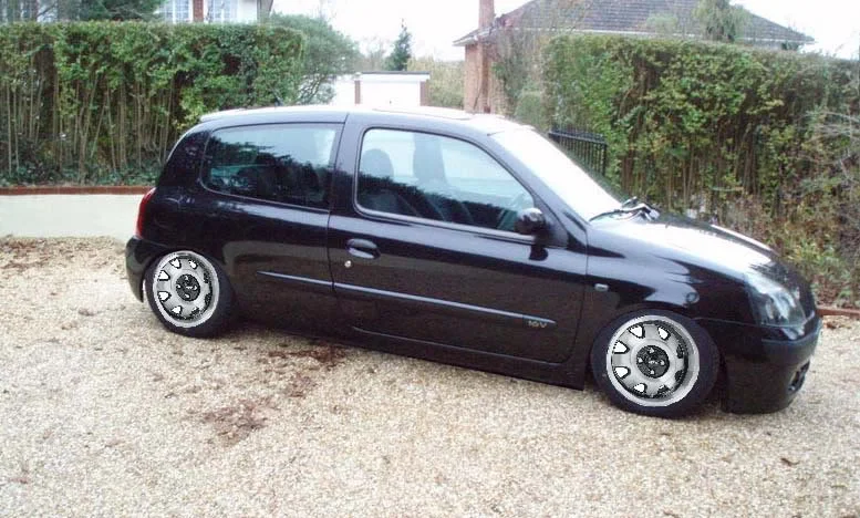 clio2-1.webp