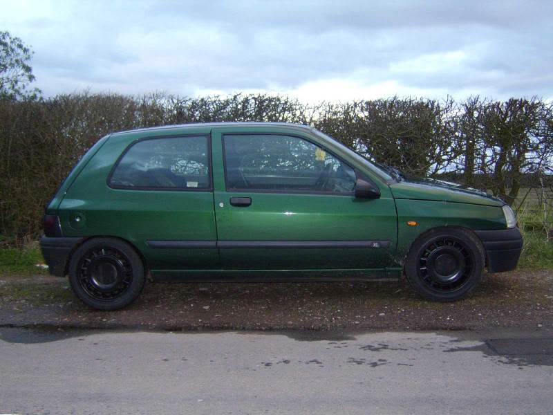 clio2.jpg