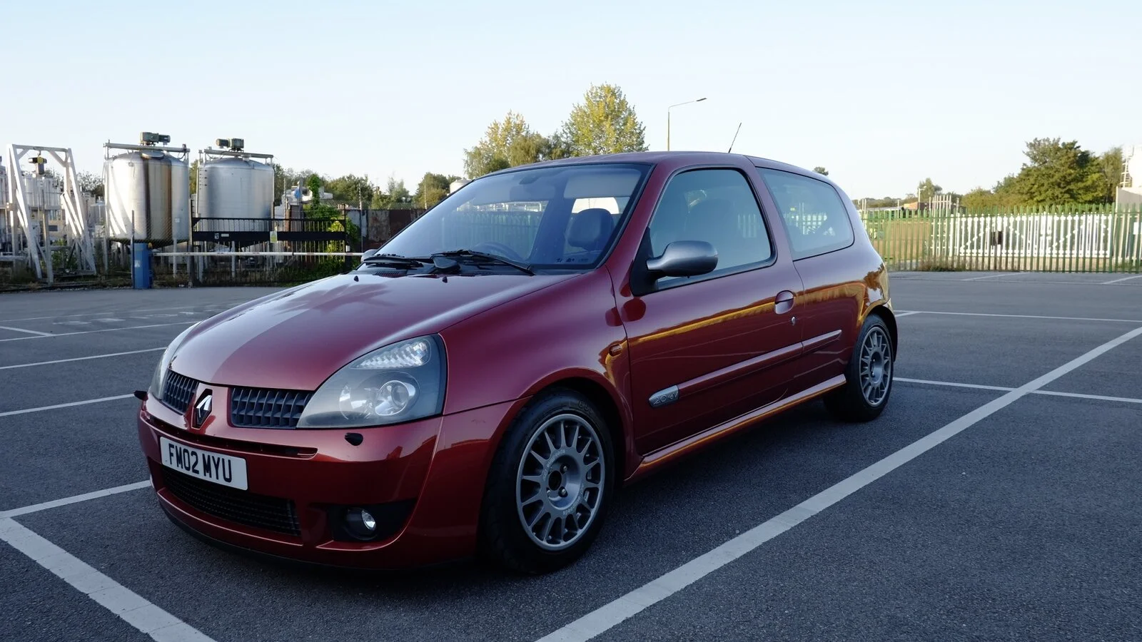 Clio2.webp