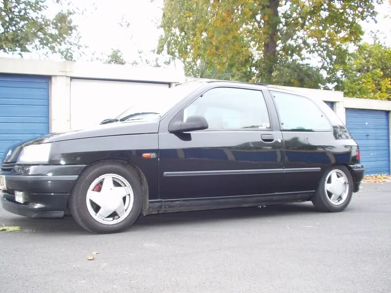 clio2.webp