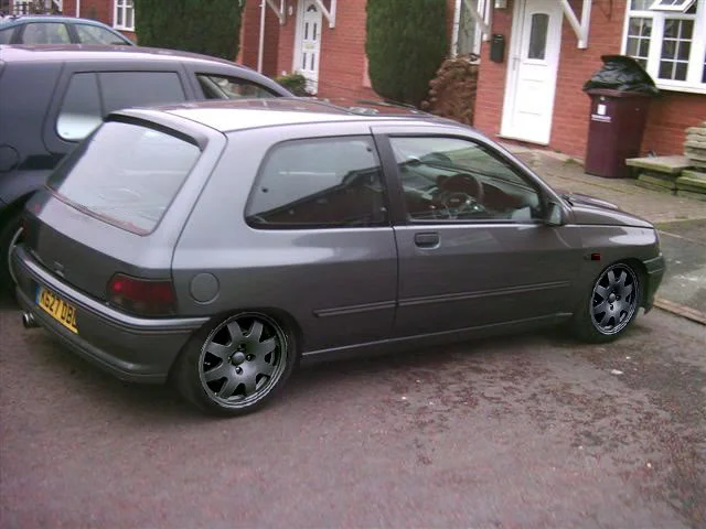 clio2.webp