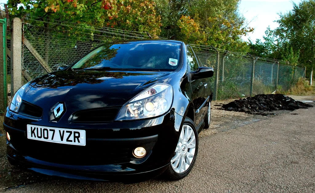 Clio2.webp