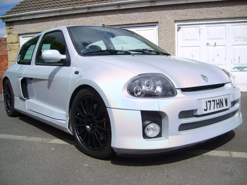 Clio2.webp