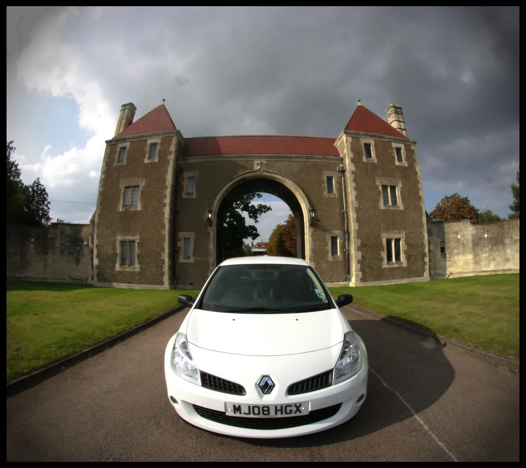 CLIO2.webp