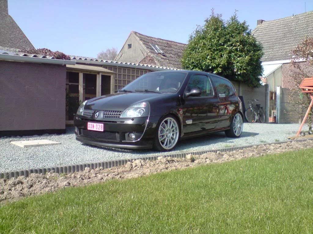 clio2.webp