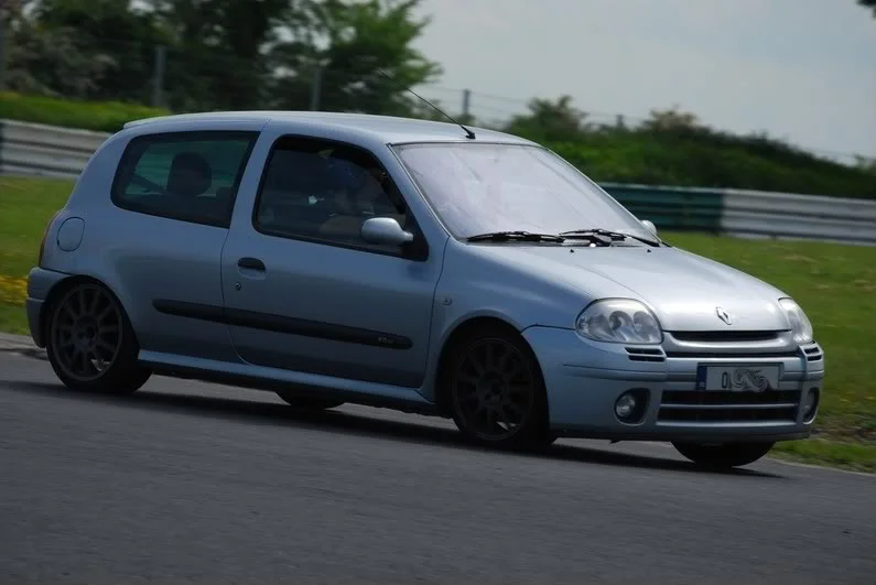 Clio2.webp