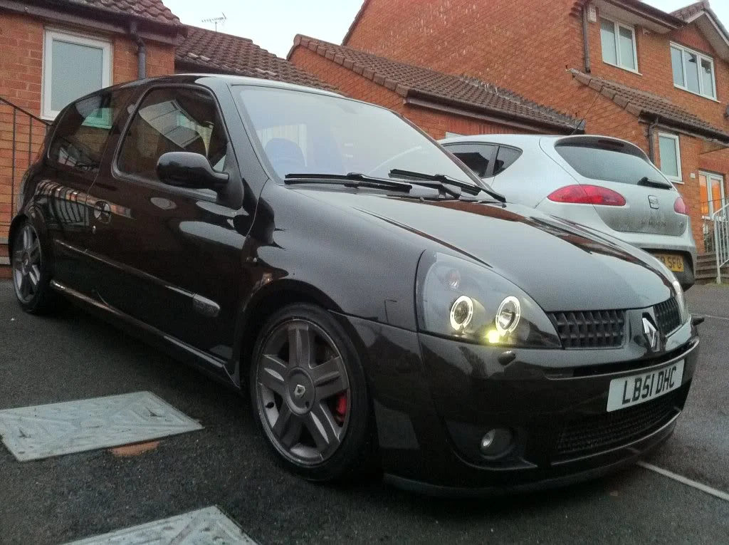 Clio2.webp