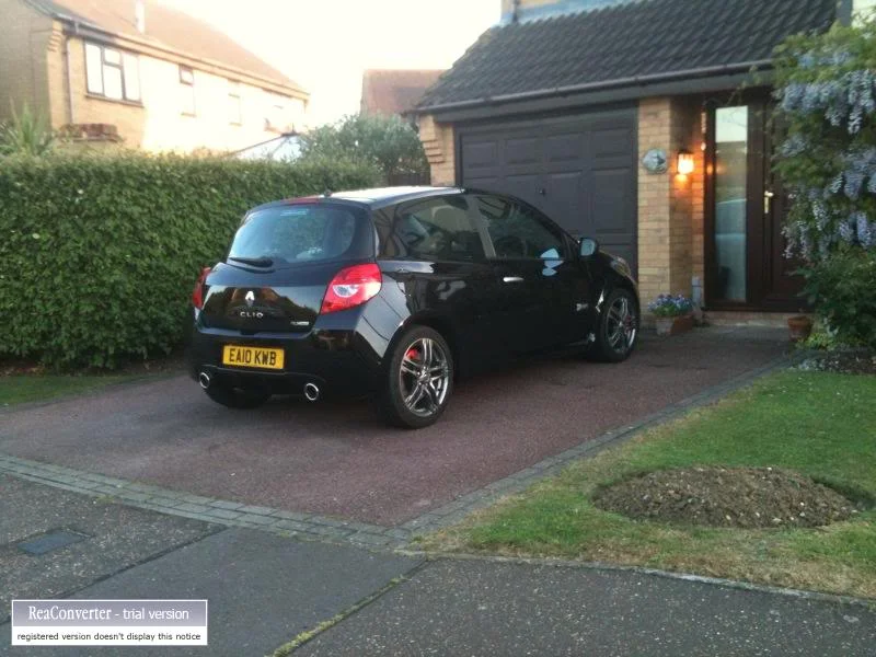 Clio200.webp