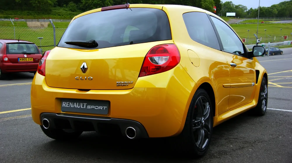 clio2002.webp