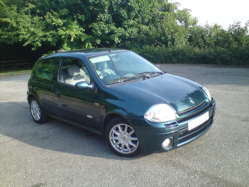 clio22.jpg