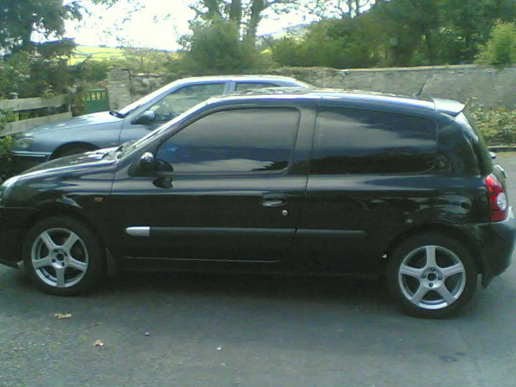 clio26.webp