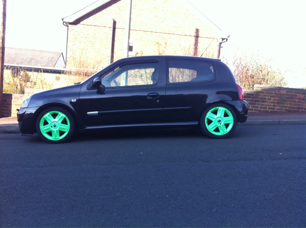clio27.webp