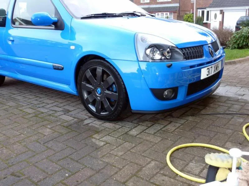 clio28.webp