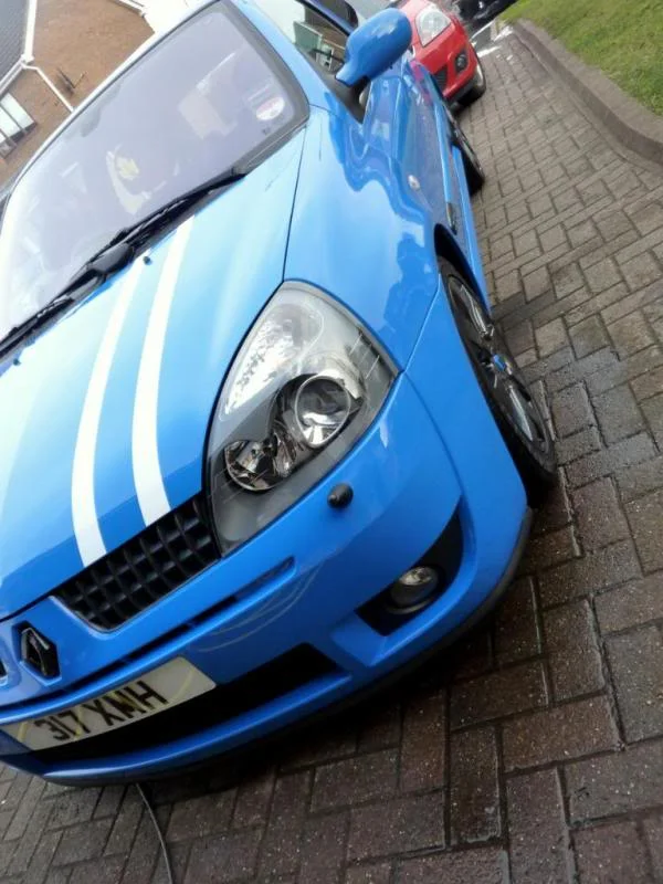 clio29.webp